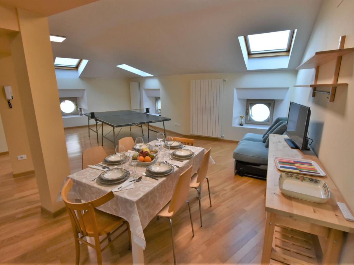 Apartment Duomo Mansarda By Interhome Iseo Extérieur photo